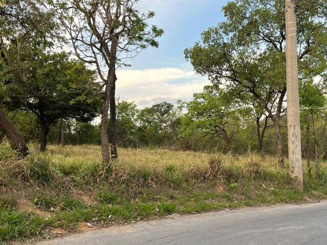 Lote para Venda - Betim / MG no bairro Petrovale, área total 371,00 m²